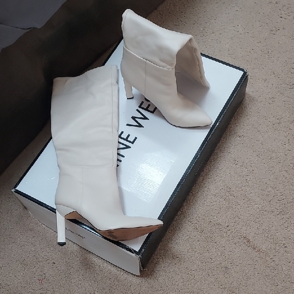 Nine West Chic White Heeled Boots - Picture 3 of 3